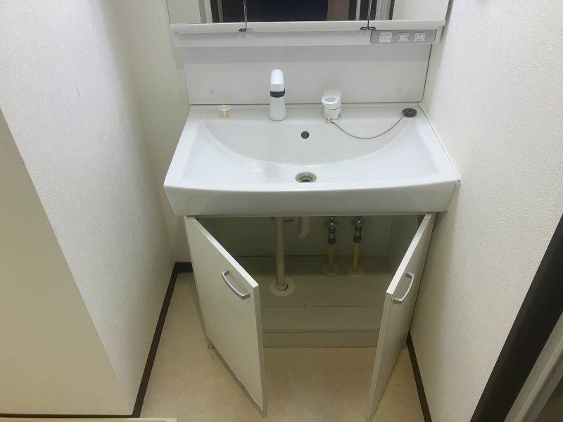 洗面設備　脱衣スペースもあります