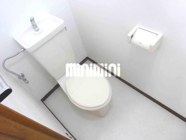 トイレ　洋式トイレ・コンセットあります