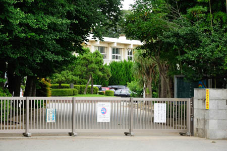 中学校　千葉市立小中台中学校（中学校）まで1952m