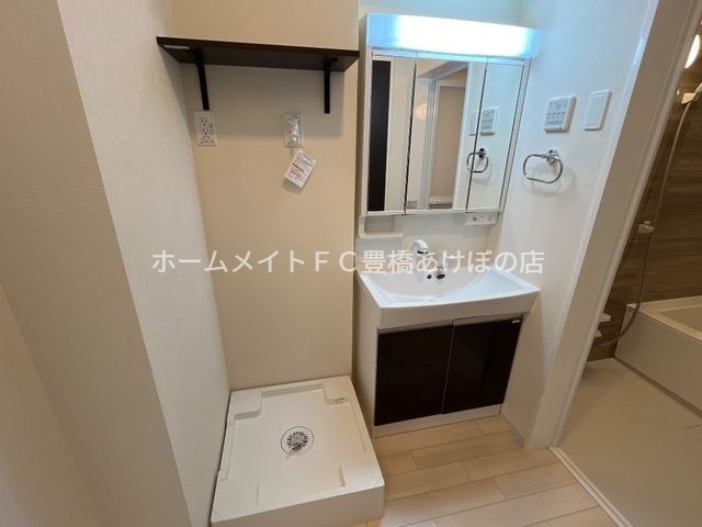 洗面設備　同型完成モデル