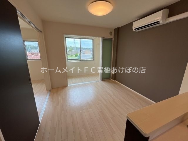 バルコニー　同型完成モデル