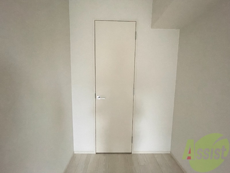 収納　洋室には、ウォークインクローゼットがありますね。