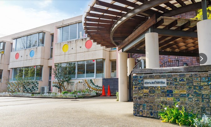 幼稚園・保育園　ピクニック保育室（幼稚園・保育園）まで564m