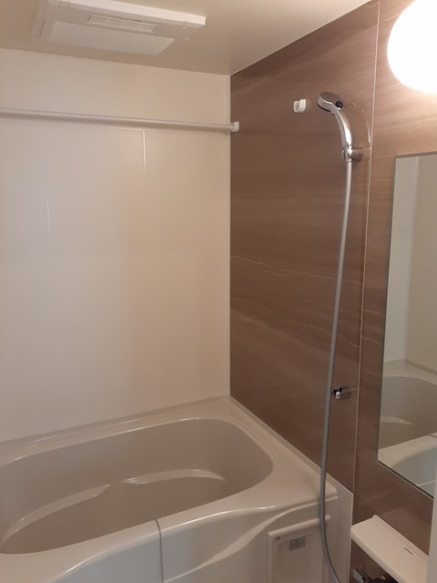 バス・シャワールーム　バス