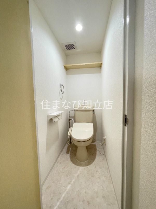 トイレ　清掃前