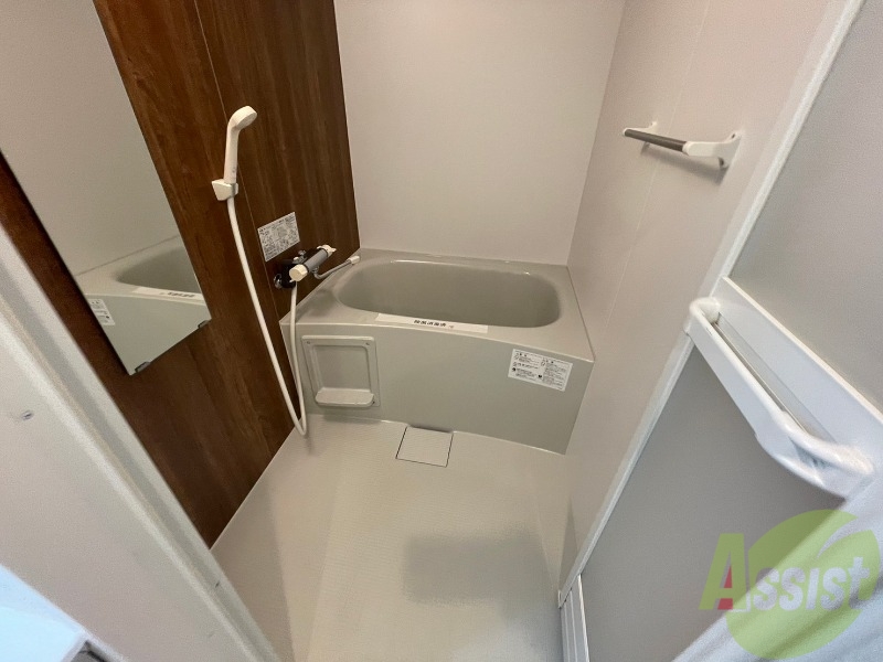 バス・シャワールーム　お風呂です！一日の疲れを癒してくださいね！