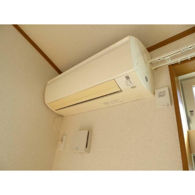 その他　エアコン標準装備