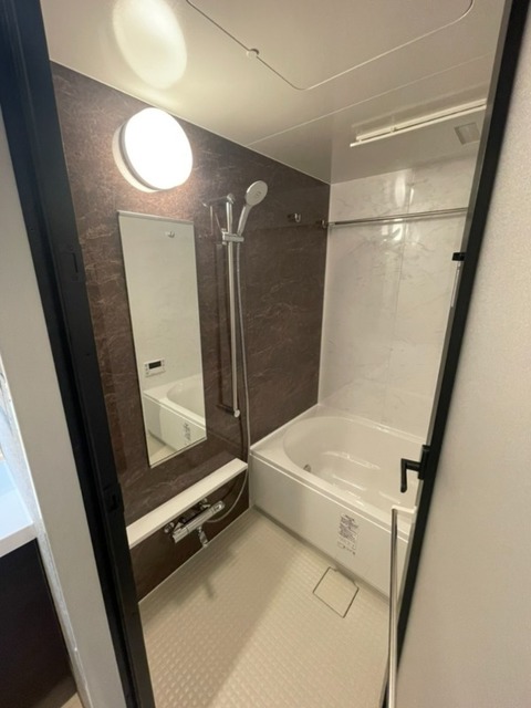 バス・シャワールーム　バスルーム