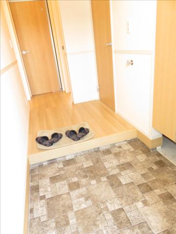 玄関　入りやすい玄関です