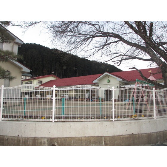 幼稚園・保育園　幼保連携型認定こども園聖クララ幼（幼稚園・保育園）まで1366m