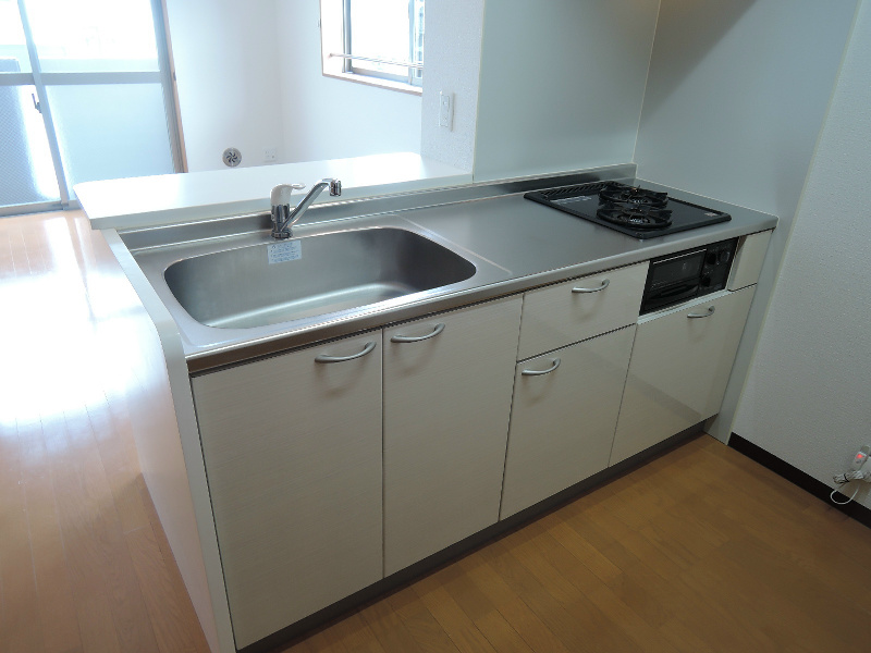 キッチン　対面システムキッチンで使いやすい！