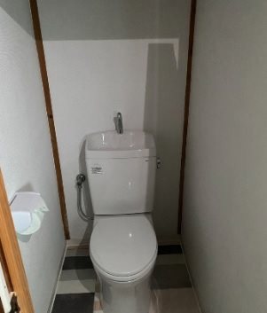 トイレ　他室参照