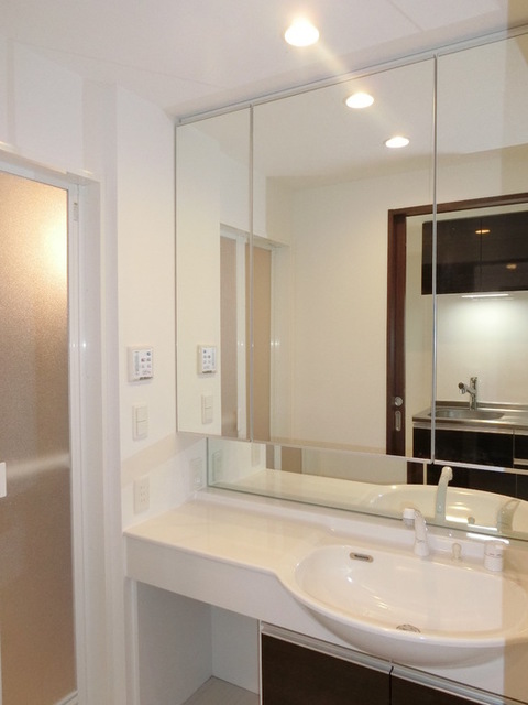 洗面設備　※同タイプのお写真