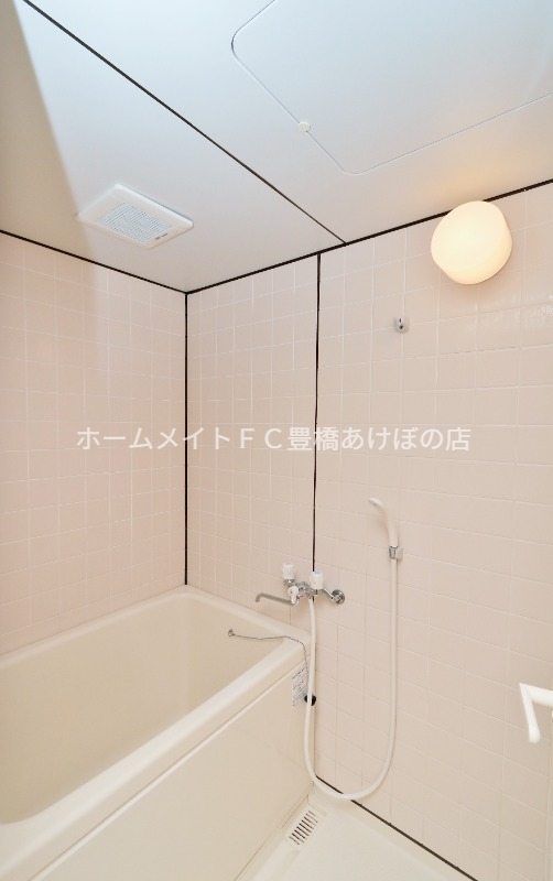 バス・シャワールーム　同型別部屋写真