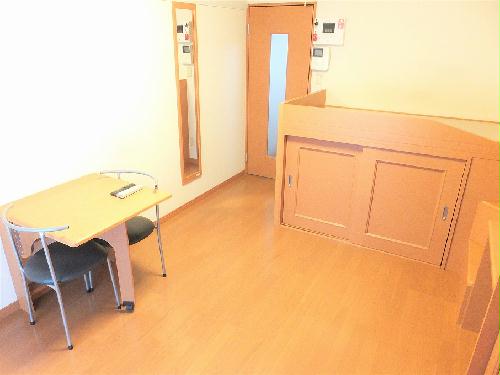 居室・リビング　フローリングのお部屋です