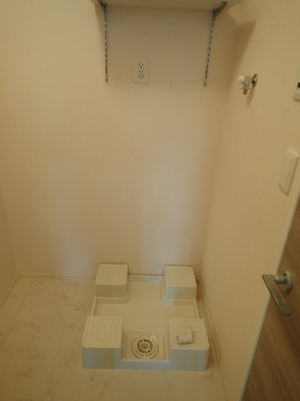 その他　洗濯機置き場