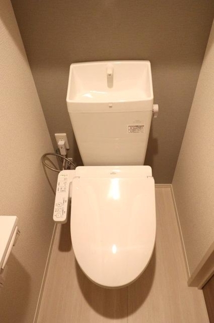 トイレ　シャワートイレ