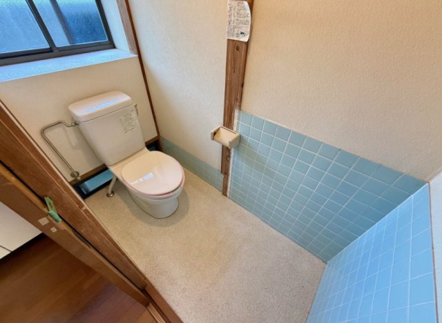 トイレ　コンパクトで使いやすいトイレです