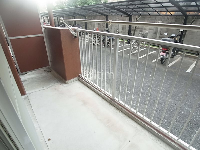 バルコニー　別部屋のお写真です。ご参考までに！