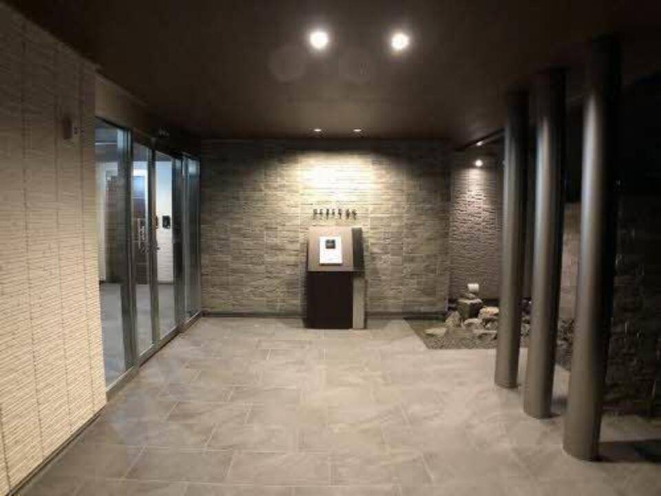 エントランス　エントランス