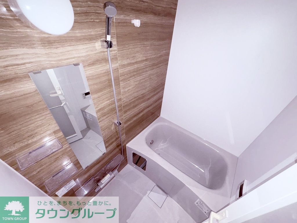 バス・シャワールーム　建築中です