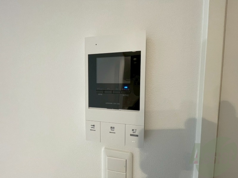 セキュリティ　モニタ付インターホンでセキュリティ面も安心です。