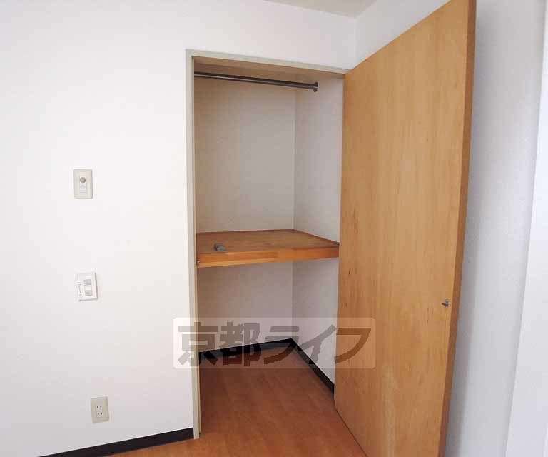 収納　雑多なものは、ここへ仕舞いましょう！