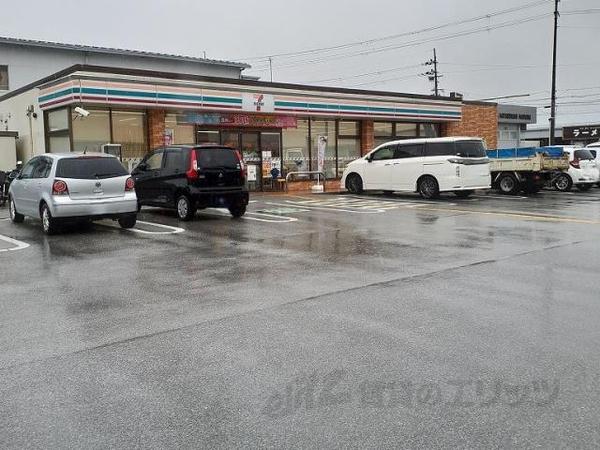 コンビニ　セブンイレブン　彦根地藏町店（コンビニ）まで150m