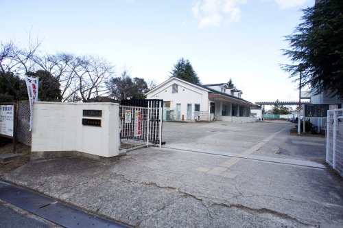 幼稚園・保育園　奈良市立鳥見幼稚園（幼稚園・保育園）まで1212m