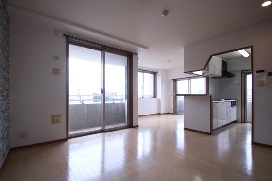 居室・リビング　※別部屋の写真です