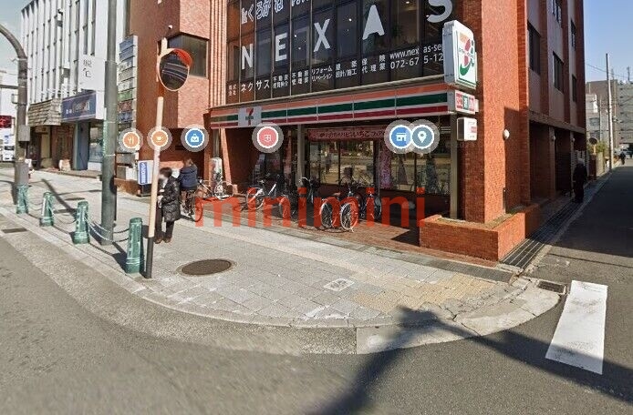 コンビニ　セブンイレブン高槻城北町1丁目店（コンビニ）まで223m