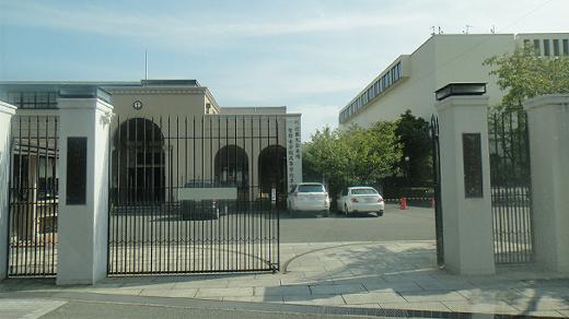 高校・高専　香里ヌヴェール学院　高等学校（高校・高専）まで323m