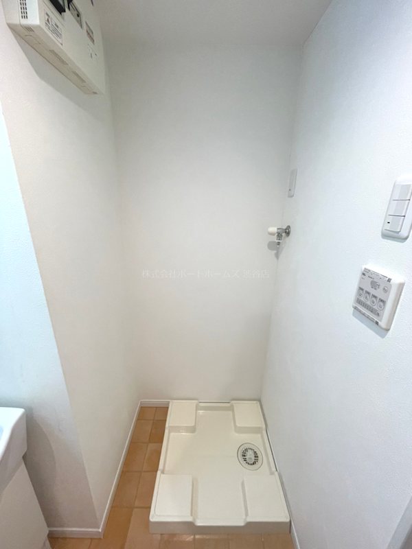 その他　室内洗濯機置場
