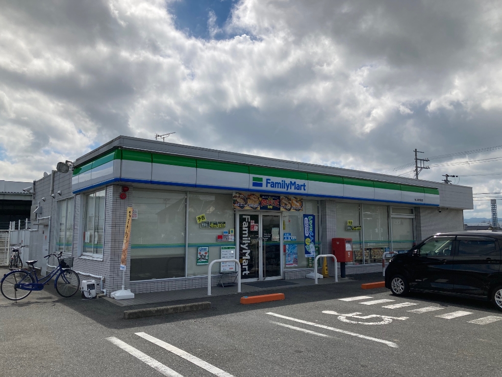 コンビニ　ファミリーマート 守山阿村町店（コンビニ）まで806m