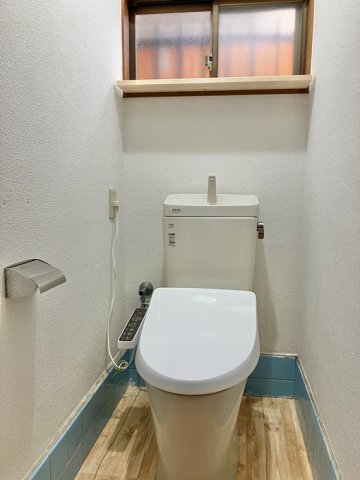 トイレ　トイレもきれいです