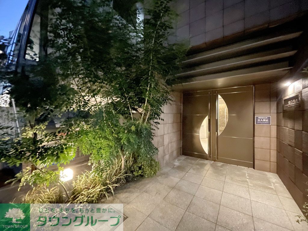 エントランス　部屋探しは株式会社　タウンハウジング　までお気軽にお問合せ…