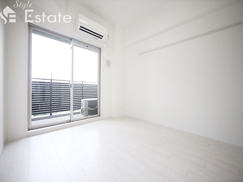 居室・リビング　内装