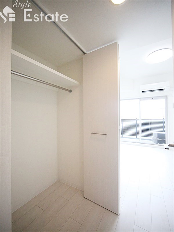 収納　クローゼット