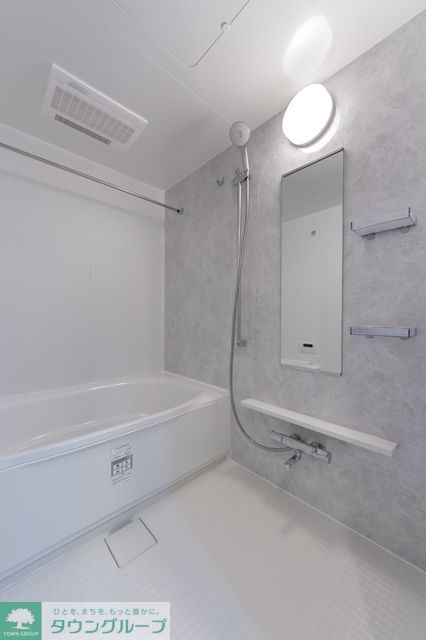 バス・シャワールーム　※写真は同タイプ住戸です。