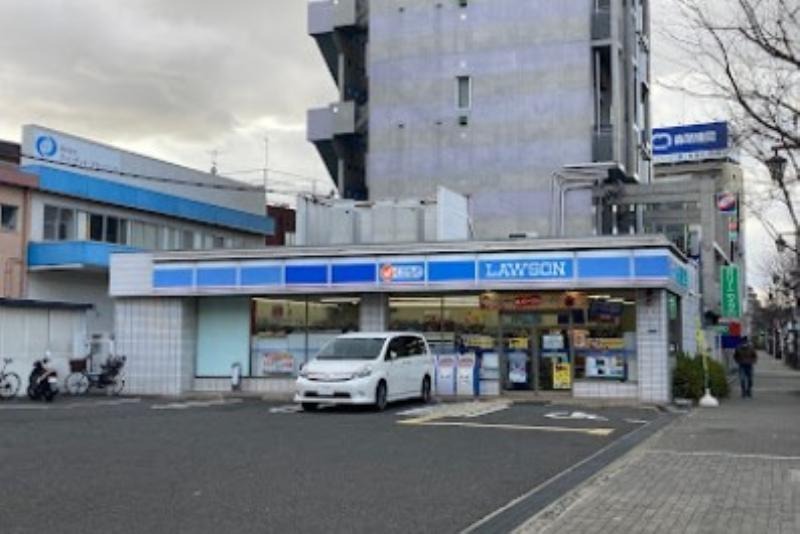 コンビニ　ローソン内環吹田芳野町店（コンビニ）まで446m