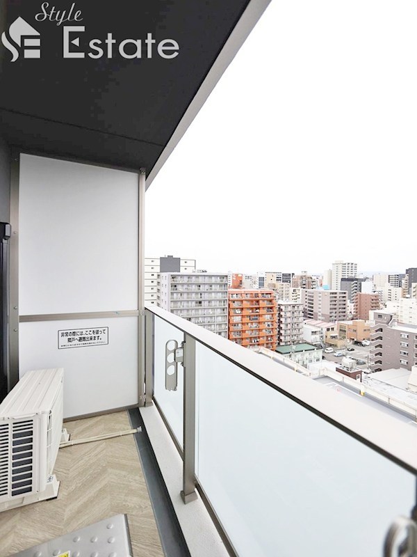 バルコニー　バルコニー