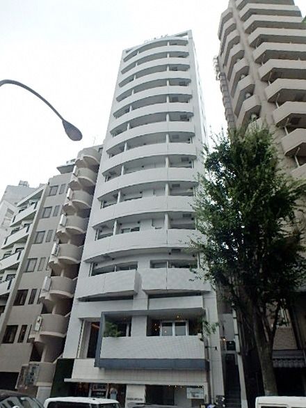 建物外観　オートロックマンション