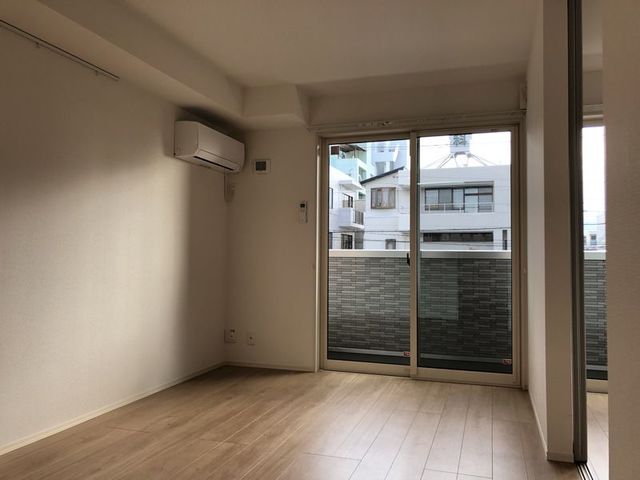 居室・リビング　同仕様