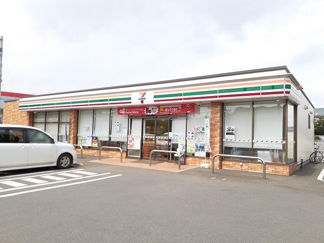 コンビニ　セブン坂東総合文化ホール前店（コンビニ）まで640m