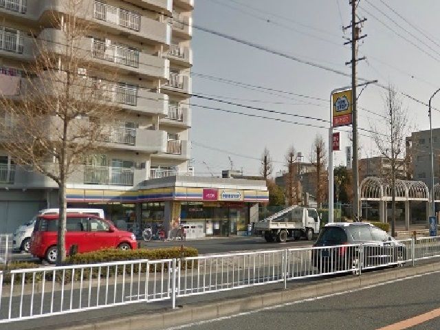 コンビニ　ミニストップ（コンビニ）まで200m