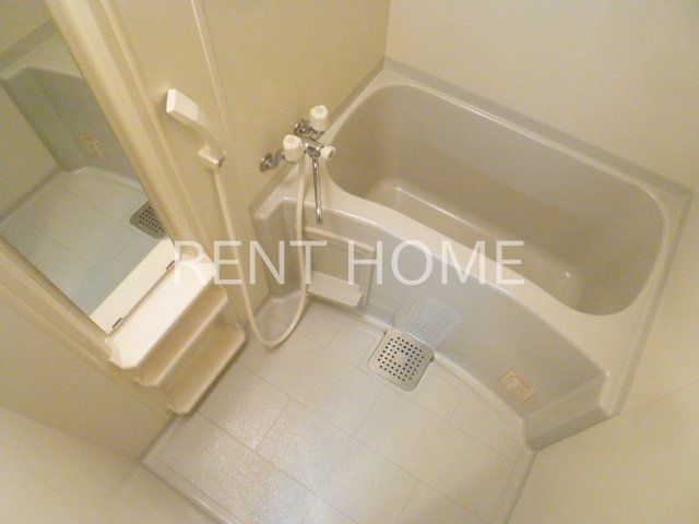 バス・シャワールーム　セパレートタイプの浴室です