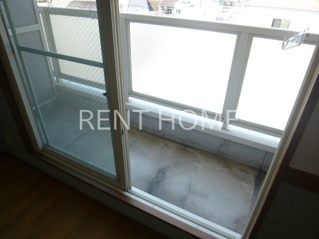 バルコニー　日当り良好