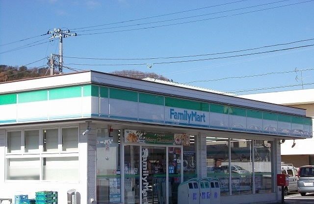 コンビニ　ファミリーマート清水町徳倉南店（コンビニ）まで1200m