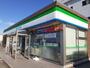コンビニ　ファミリーマート魚津北鬼江西店（コンビニ）まで600m