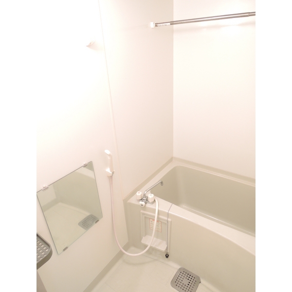 バス・シャワールーム　清潔感のある浴室♪
